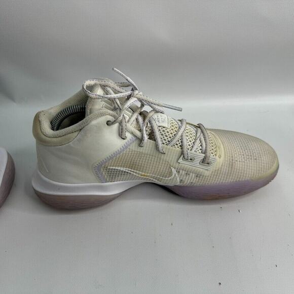 Kyrie Flytrap IV Men's Size 9 Summit White/White-Photon Dust (CT1972 101) - Picture 6 of 9